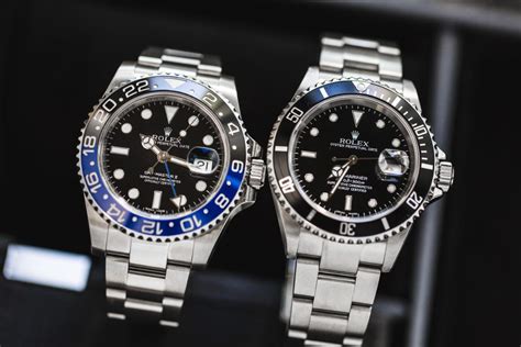 rolex gmt vs rolex submariner|Rolex Side.